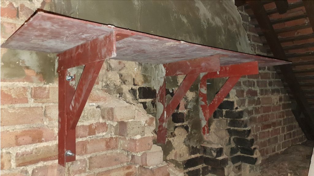 gallows brackets installed London - growchance.com